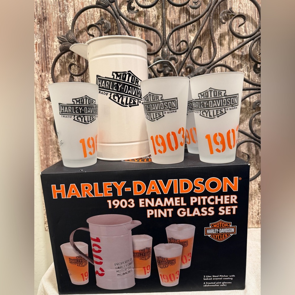 *NWOT Harley Davidson pitcher & glass set frosted glasses - Picture 2 of 10